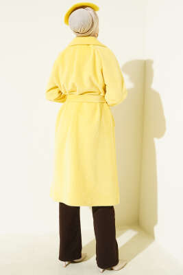 Kol Ribanalı Kuşaklı Tay Tüyü Kaban Sarı - Kaban