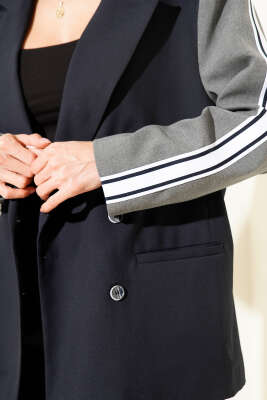 Kol Şeritli Düğmeli Blazer Ceket Lacivert - Kadın Giyim Modelleri