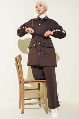 Kol Şeritli Düğmeli Scuba İkili Takım Kahve - NESSİA