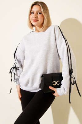 Kol Şeritli Fiyonklu Üç İplik Sweatshirt Melanj Gri - Kadın Giyim Modelleri