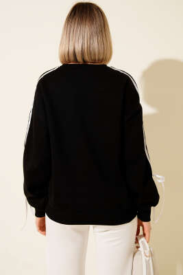 Kol Şeritli Fiyonklu Üç İplik Sweatshirt Siyah - Kadın Giyim Modelleri