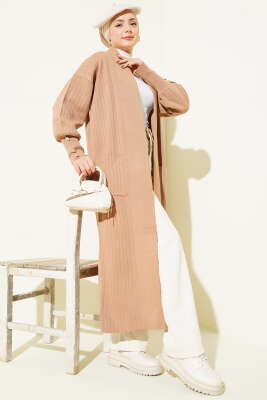 Kol Ucu Düğmeli Şal Yaka Triko Hırka Latte - Hırka