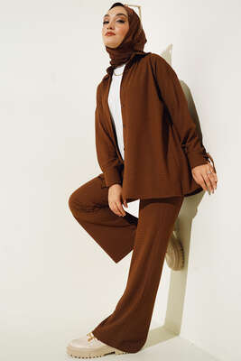 Kol Ucu İpli Kabartma Kumaşlı Takım Kahve 