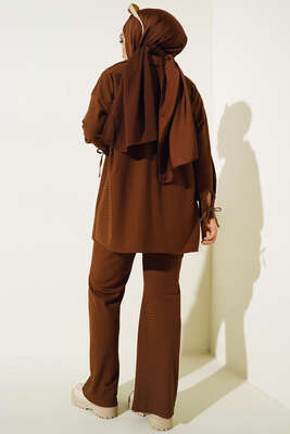 Kol Ucu İpli Kabartma Kumaşlı Takım Kahve - İKİLİ TAKIM