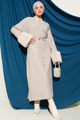 Kol Ucu Kürklü Fitilli Kaşe Elbise Bej - SAS