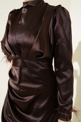 Kol Ucu Püsküllü Saten Abiye Elbise Acı Kahve - Tesettür Elbise