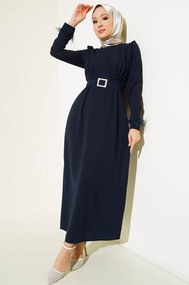 Kol Ucu Tüylü Kemerli Elbise Parlement - Tesettür Elbise