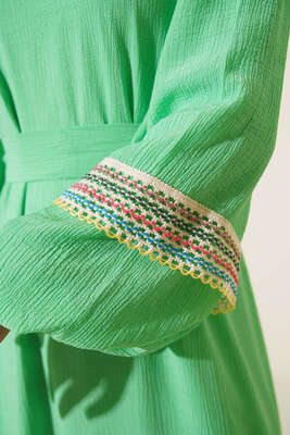 Kol ve Etek Ucu İşlemeli Elbise Benetton - Thumbnail