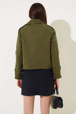 Kol ve Omuz Apoletli Kısa Ceket Haki - Kadın Giyim Modelleri