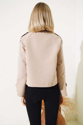 Kol ve Omuz Apoletli Kısa Ceket Latte - Kadın Giyim Modelleri