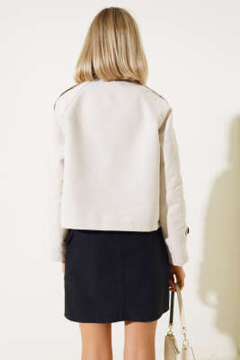 Kol ve Omuz Apoletli Kısa Ceket Taş - Kadın Giyim Modelleri