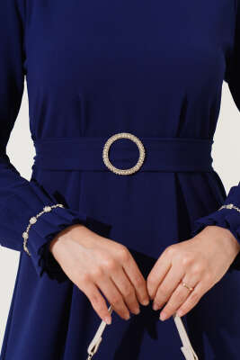 Kol ve Yaka Pliseli Taşlı Elbise Lacivert - Tesettür Elbise