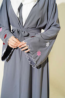 Kolları Çiçek Nakışlı Abaya Gri - Elbise