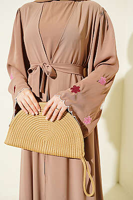 Kolları Çiçek Nakışlı Abaya Latte - Elbise