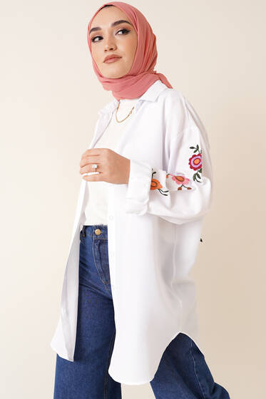 Kolları Çiçek Nakışlı Gömlek Beyaz - Gömlek