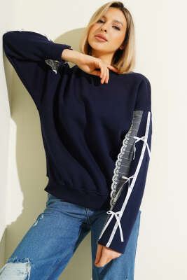 Kolları Dantelli Fiyonklu Sweatshirt Lacivert - Kadın Giyim Modelleri