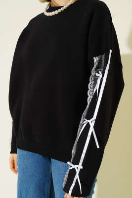 Kolları Dantelli Fiyonklu Sweatshirt Siyah - Kadın Giyim Modelleri