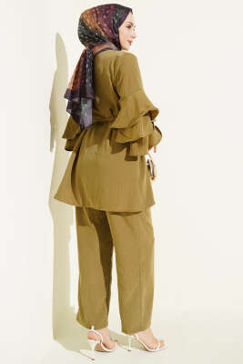 Kolları Fırfırlı Düğmeli İkili Takım Yağ Yeşili - İkili Takım