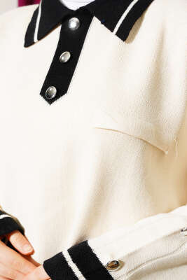 Kolları Metal Düğme Detaylı Triko Takım Bej - İkili Takım