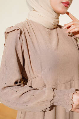 Kolları Parlak Pullu Elbise Latte - Tesettür Elbise