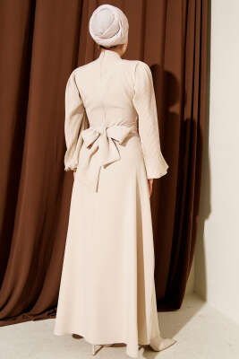 Kolları Piliseli Kuşaklı Abiye Elbise Bej - Elbise