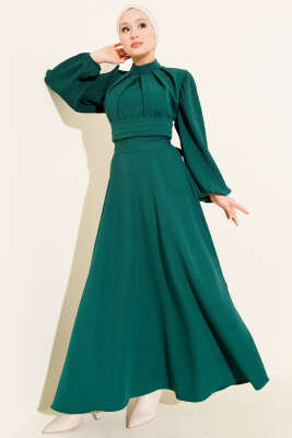 Kolları Piliseli Kuşaklı Abiye Elbise Zümrüt - CNR TEKSTİL