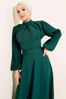 Kolları Piliseli Kuşaklı Abiye Elbise Zümrüt - Elbise