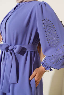 Kolları Taşlı Kuşaklı Elbise Lila - Tesettür Elbise