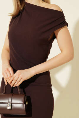 Kolsuz Kayık Yaka Dabıl Midi Elbise Kahve - Kadın Giyim Modelleri