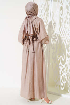 Kolu Katlı Kuşaklı Elbise Latte - Tesettür Elbise