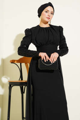 Kolu Pul Detaylı Pelerinli Abiye Elbise Siyah - Elbise