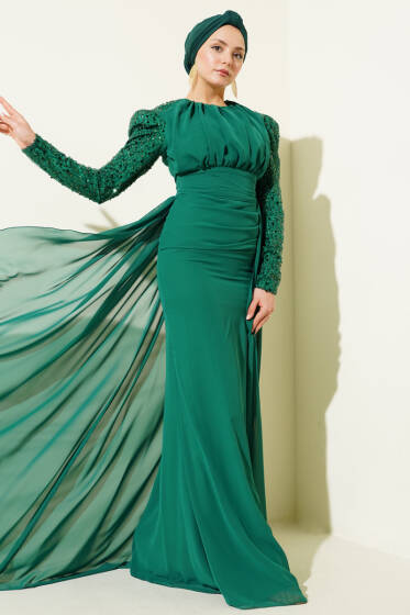 Kolu Pul Detaylı Pelerinli Abiye Elbise Zümrüt Yeşili - Elbise