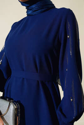 Kolu Taş Süslemeli Kuşaklı Elbise Lacivert - Thumbnail