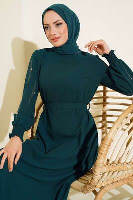 Kolu Taş Süslemeli Kuşaklı Elbise Zümrüt Yeşili - Tesettür Elbise