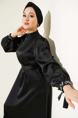 Kolu Taşlı Bağlamalı Saten Abiye Elbise Siyah - Tesettür Elbise