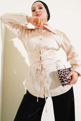 Korse Bağlamalı Kuşaklı Saten Gömlek Bej 