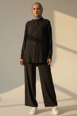 Krinkıl Görünümlü Düğmeli Takım Siyah 