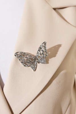 Kristal Taşlı Kelebek Broş Gümüş - DEMİR BİJUTERİ