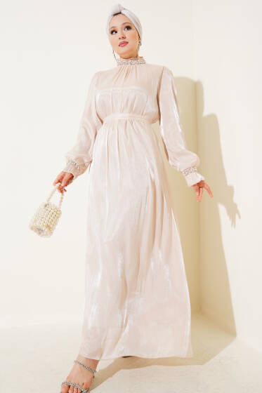 Kristal Taşlı Şifon Elbise Bej - Elbise