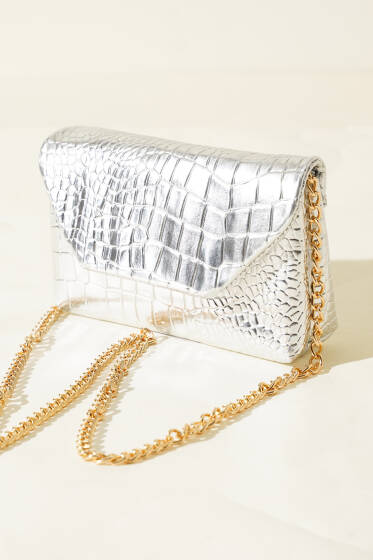Kroko Desenli Zincirli Çanta Gümüş - Kol Çantası