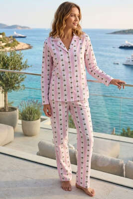 Kruvaze Yaka Çizgili Desenli Pijama Takımı Pembe - GLİSA