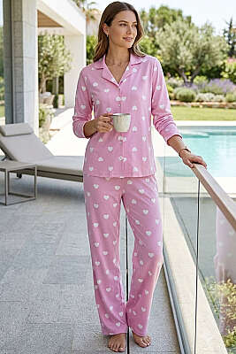 Kruvaze Yaka Çizgili Kalp Desenli Pijama Takımı Pembe - Pijama