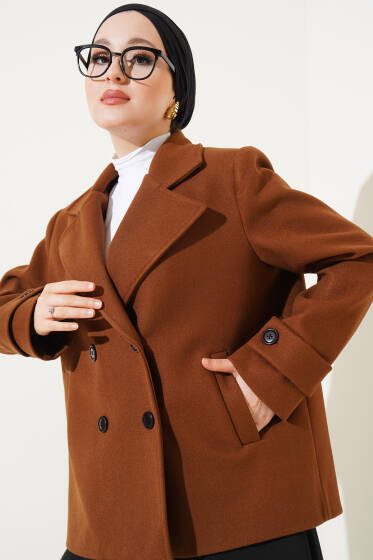 Kruvaze Yaka Dört Düğmeli Kısa Kaşe Kaban Taba - Kaban