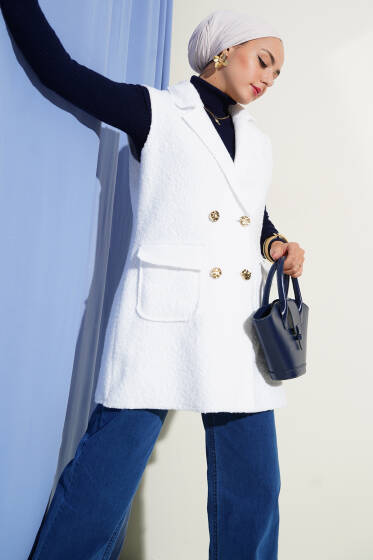 Kruvaze Yaka Düğmeli Detaylı Yelek Beyaz - Yelek