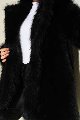 Kruvaze Yaka Düğmeli Kürklü Mont Siyah - Mont