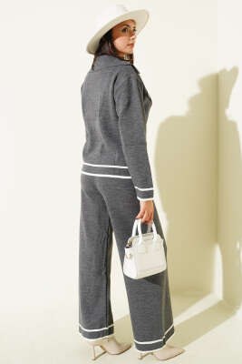 Kruvaze Yaka Düğmeli Triko İkili Takım Füme - İkili Takım