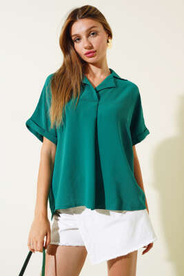 Kruvaze Yaka Kısa Kol Bluz Benetton - Kadın Giyim Modelleri