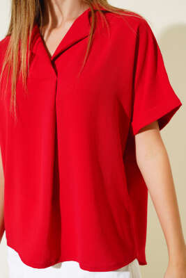 Kruvaze Yaka Kısa Kol Bluz Kırmızı - Kadın Giyim Modelleri
