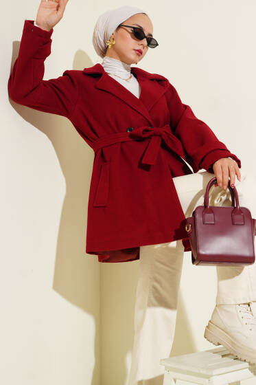 Kruvaze Yaka Kuşak Detaylı Kısa Kaşe Kaban Kırmızı - Kaban