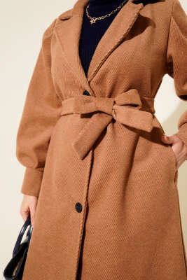 Kruvaze Yaka Kuşaklı Astarlı Kaşe Kaban Camel - Kaban